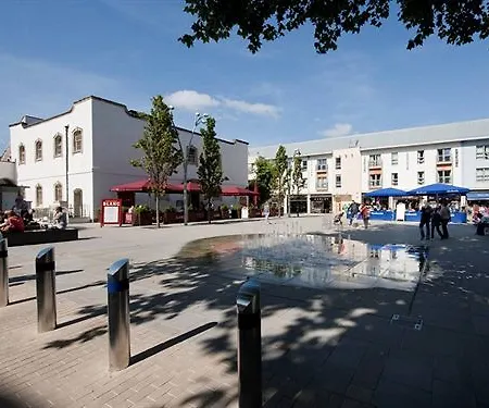 Premier Cabot Apartmán *