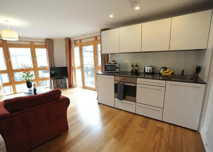 Premier Cabot Appartement *